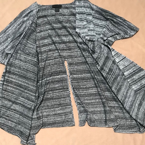 Steve Madden • Metallic Cold Shoulder Shrug - Picture 5 of 7